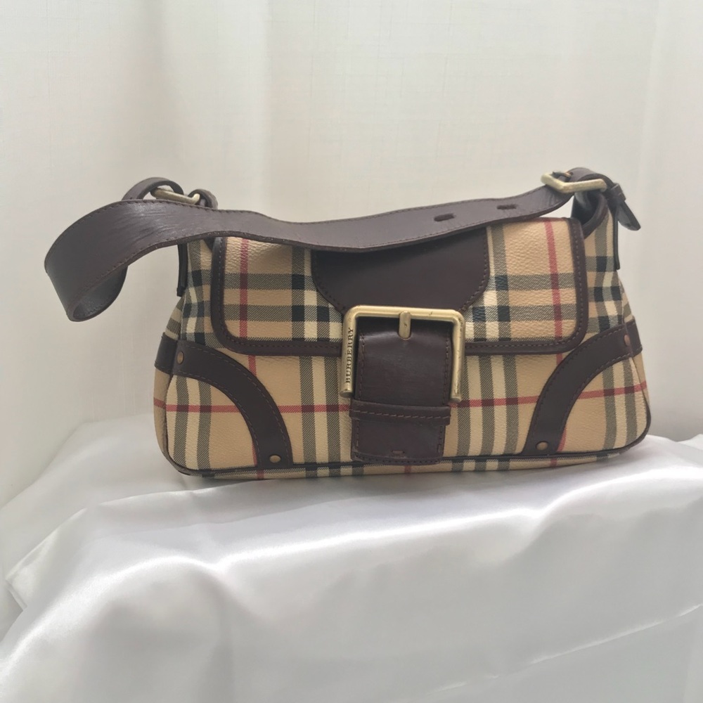 Leather Burberry Purse